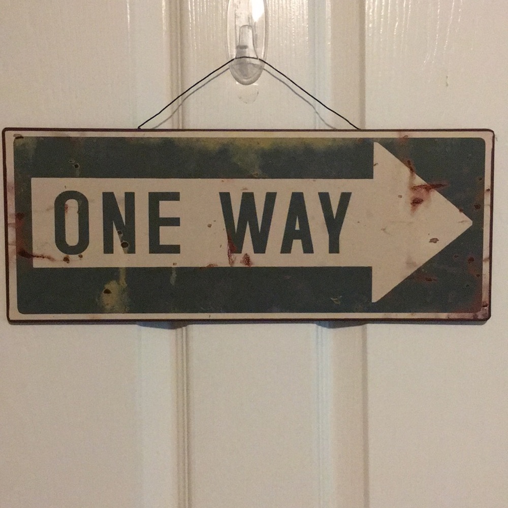 Metal sign ‘One Way’